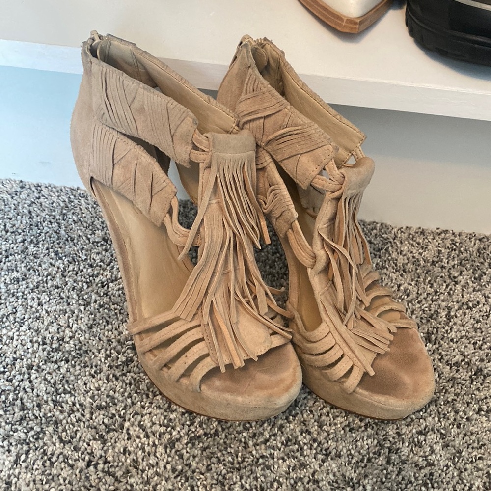 Bebe heels